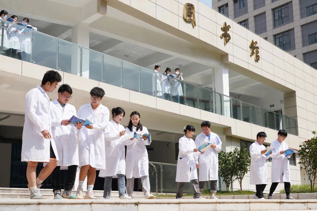 2023年昆明醫(yī)科大學海源學院專升本招生簡章公布！(圖3)